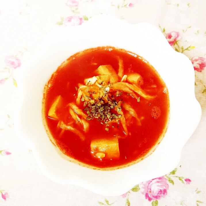 トマトジュースで♪切干大根と高野豆腐の味噌スープ